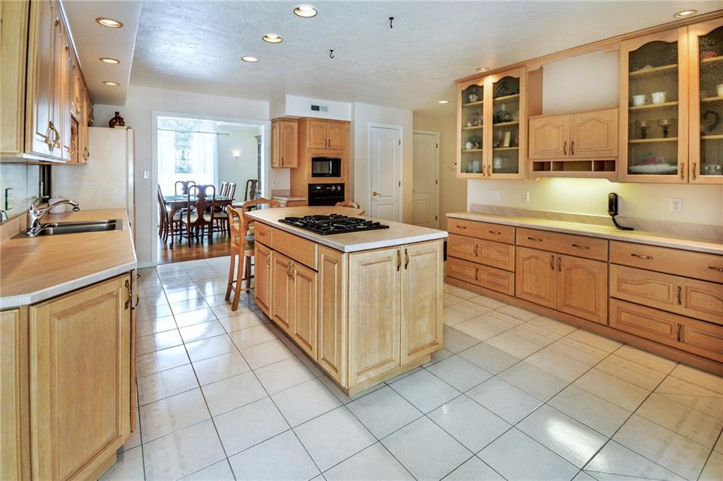 4222 Clendenning Road Gibsonia, PA 15044 - Photo 6 of 25 Gallery Image 6