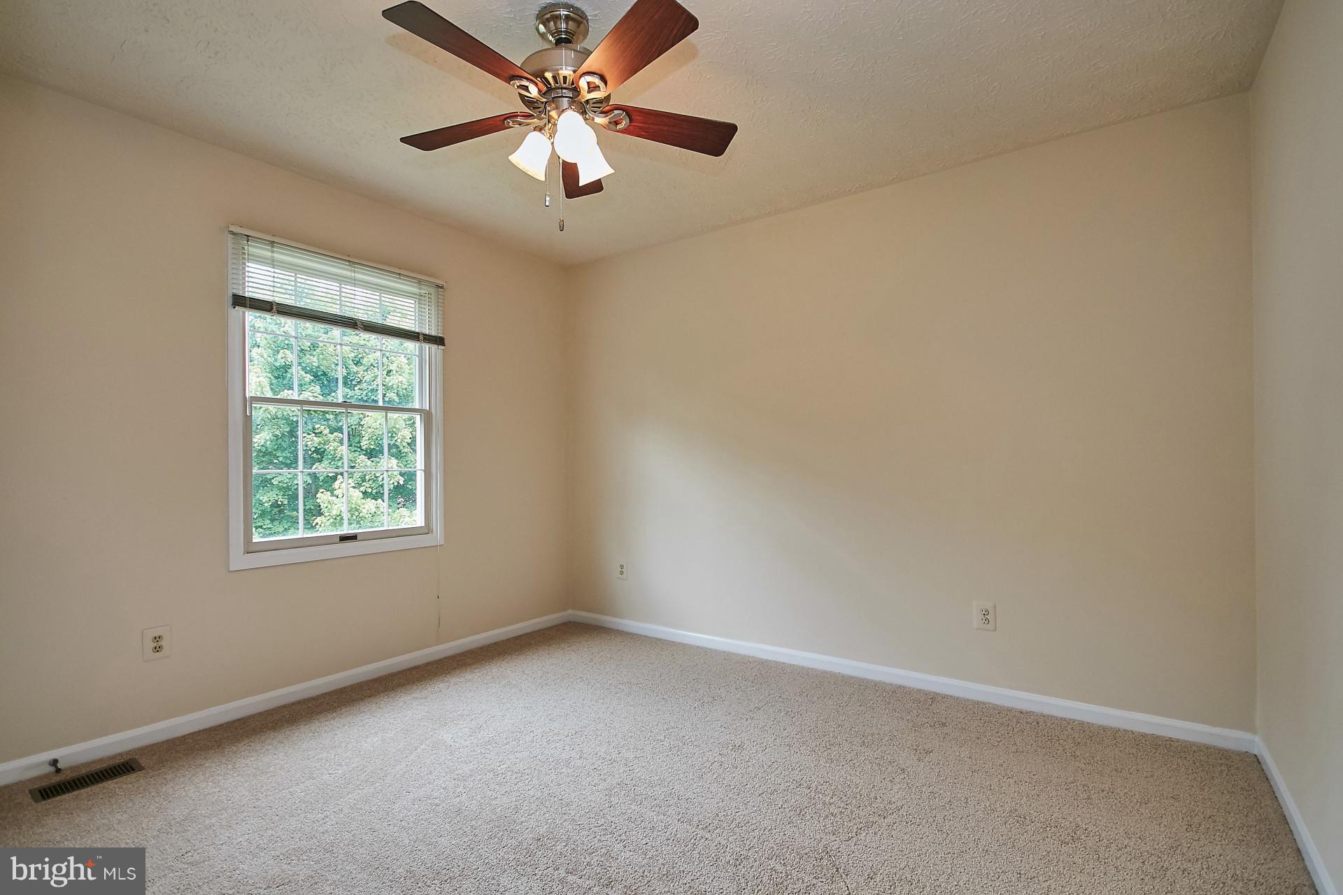 1935 Beech Road Sterling, VA 20164 - Photo 25 of 28 Bedroom