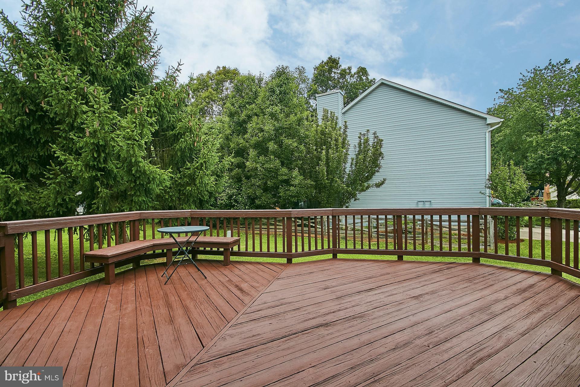 1935 Beech Road Sterling, VA 20164 - Photo 27 of 28 Exterior (Rear)