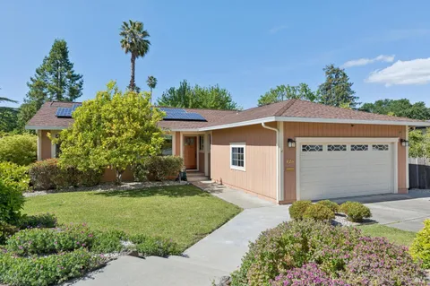 $945,000 | 724 Alice Street, Novato, CA 94945