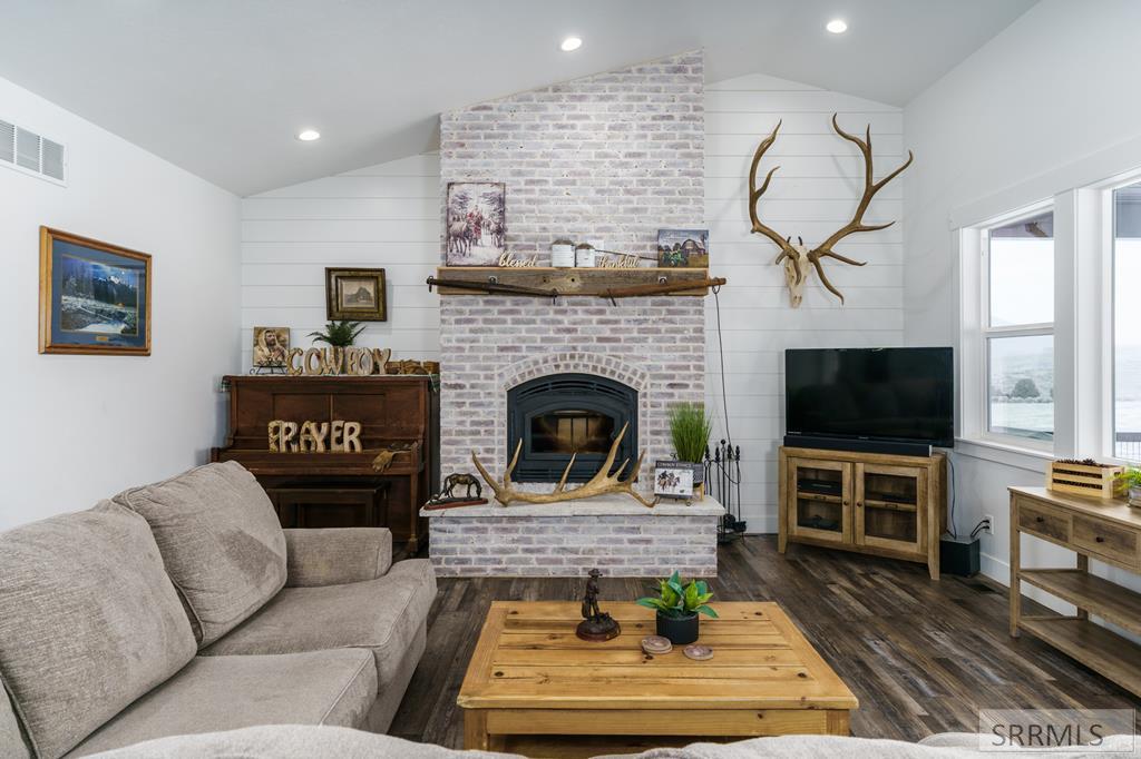 250 East Pidcock Road Inkom, ID 83245 - Photo 15 of 75