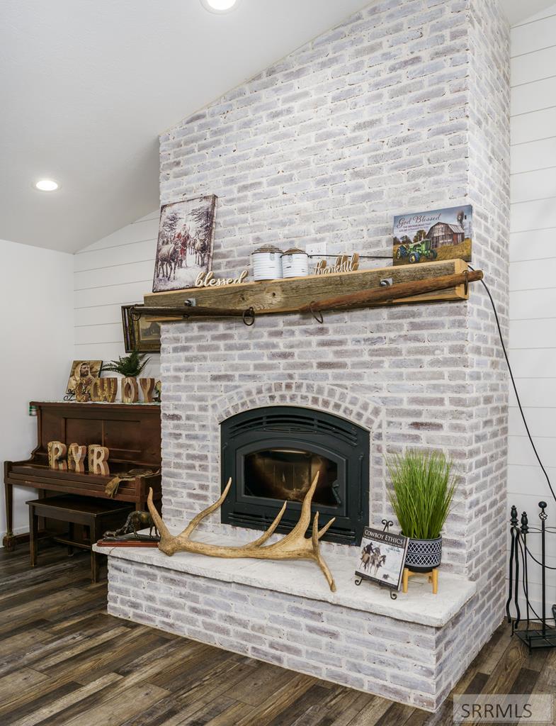 250 East Pidcock Road Inkom, ID 83245 - Photo 16 of 75