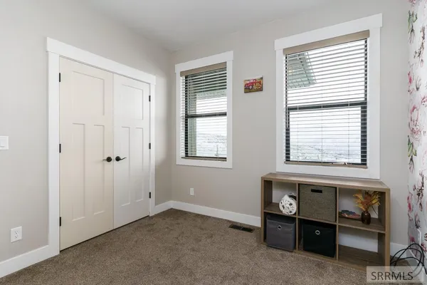 $850,000 | 250 East Pidcock Road, Inkom, ID 83245