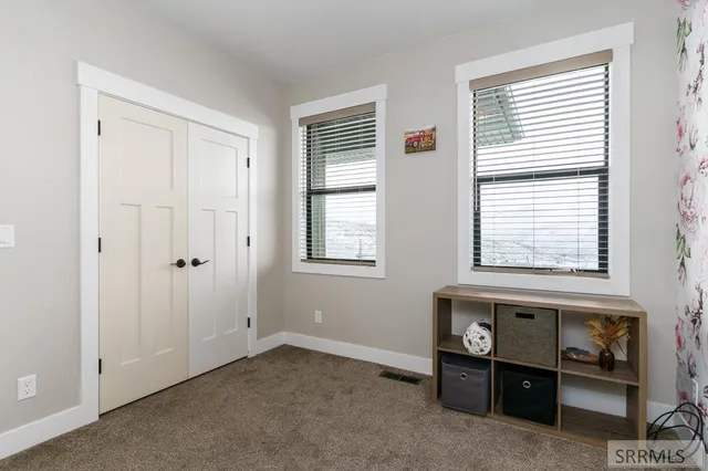 $850,000 | 250 East Pidcock Road, Inkom, ID 83245