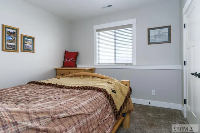 $850,000 | 250 East Pidcock Road, Inkom, ID 83245