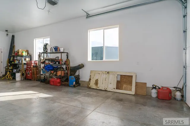 $850,000 | 250 East Pidcock Road, Inkom, ID 83245