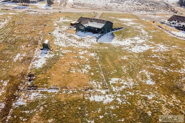 $850,000 | 250 East Pidcock Road, Inkom, ID 83245