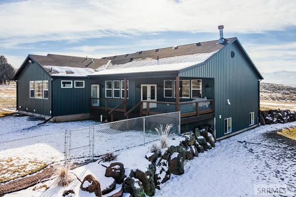 $850,000 | 250 East Pidcock Road, Inkom, ID 83245
