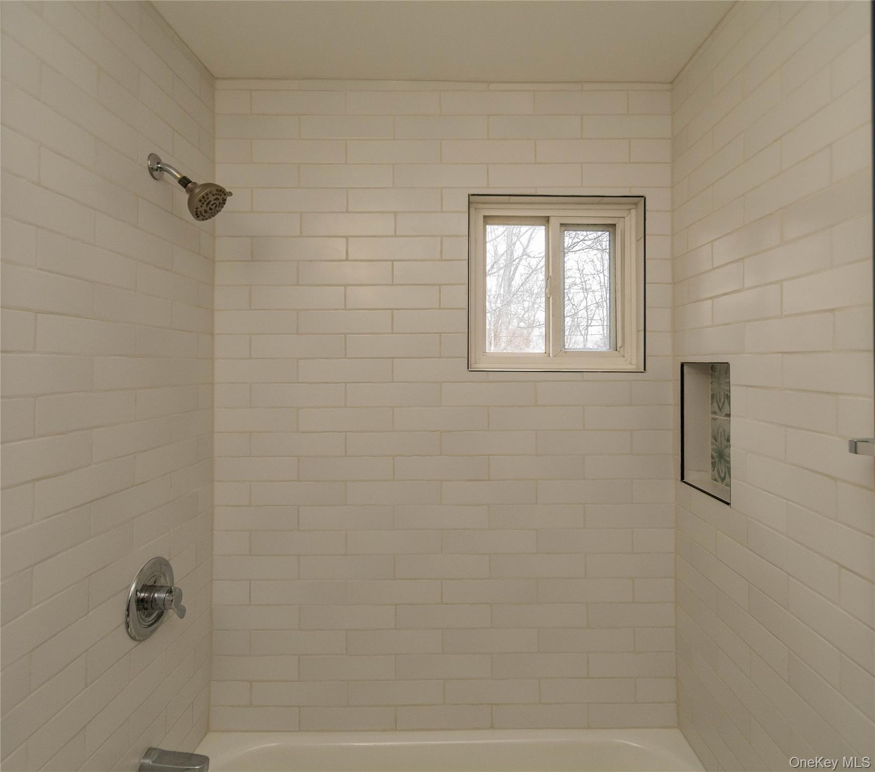 11 Fishkill Glen, Unit G Fishkill, NY 12524 - Photo 14 of 23