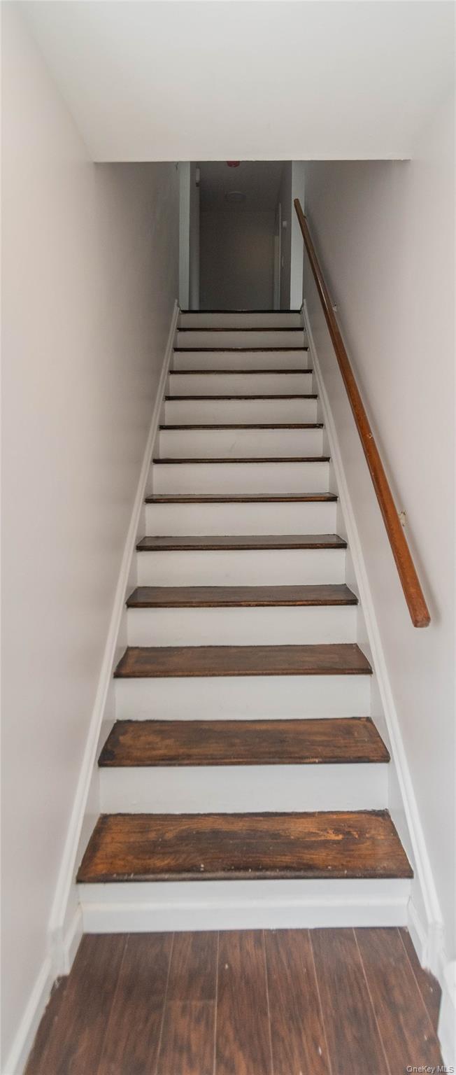 11 Fishkill Glen, Unit G Fishkill, NY 12524 - Photo 8 of 23