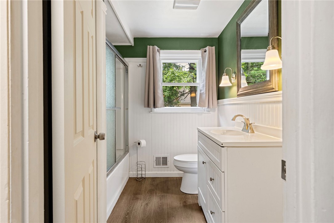 142 Adrian Street Warwick, RI 02886 - Photo 10 of 27