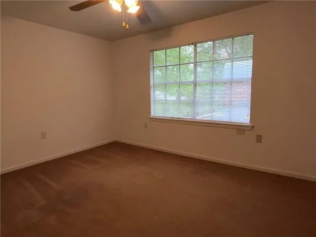 $2,050 | Undisclosed Address, Slidell, LA 70458