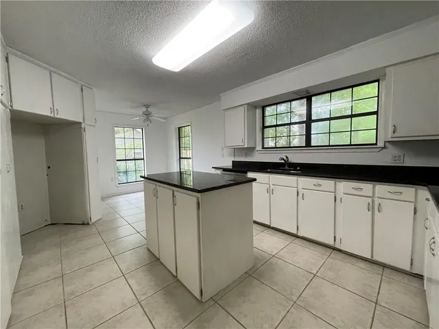 $2,050 | Undisclosed Address, Slidell, LA 70458