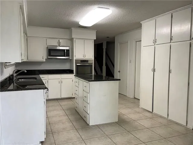 $2,050 | Undisclosed Address, Slidell, LA 70458