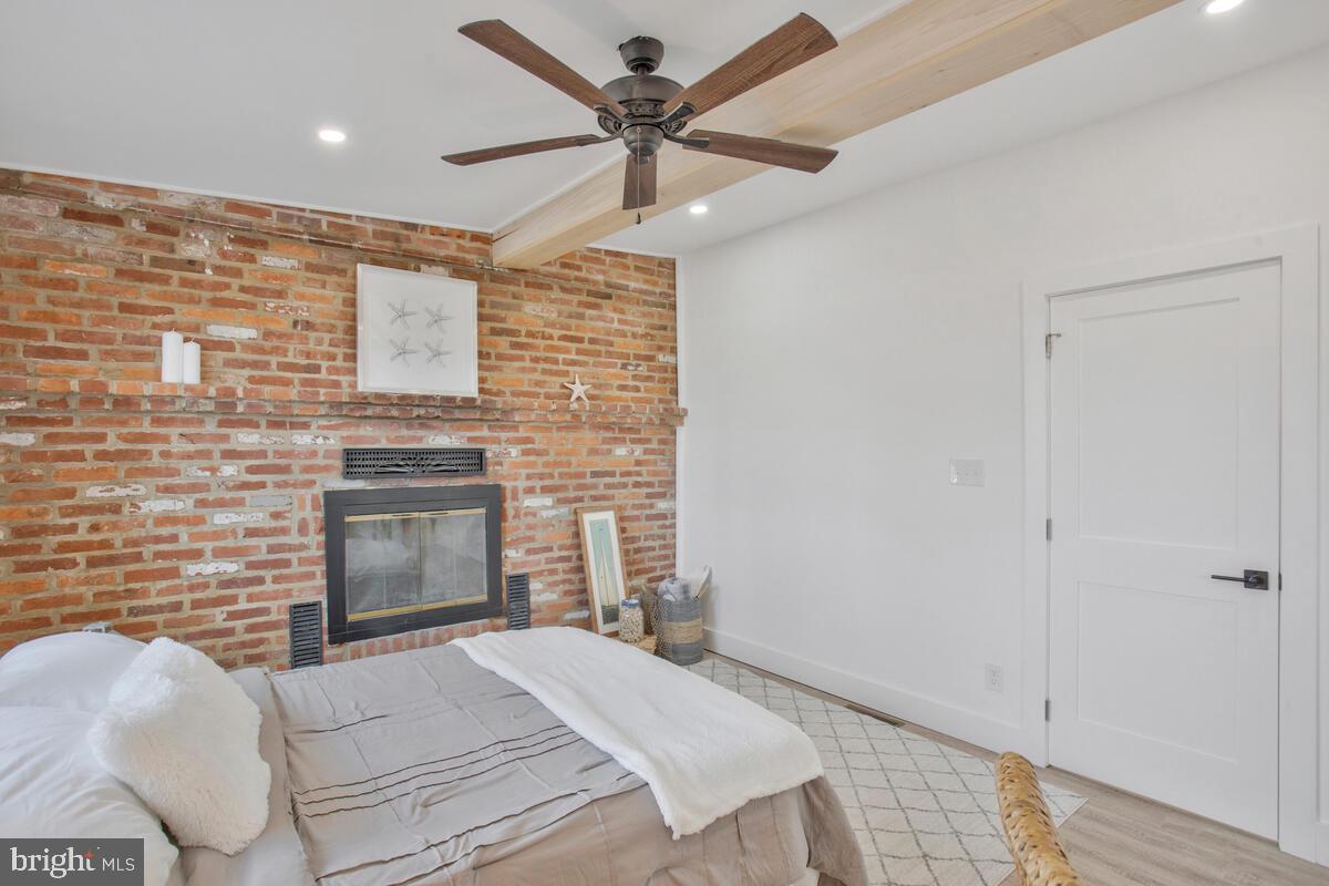 777 Powhatan Beach Road Pasadena, MD 21122 - Photo 22 of 67 Room for more furniture