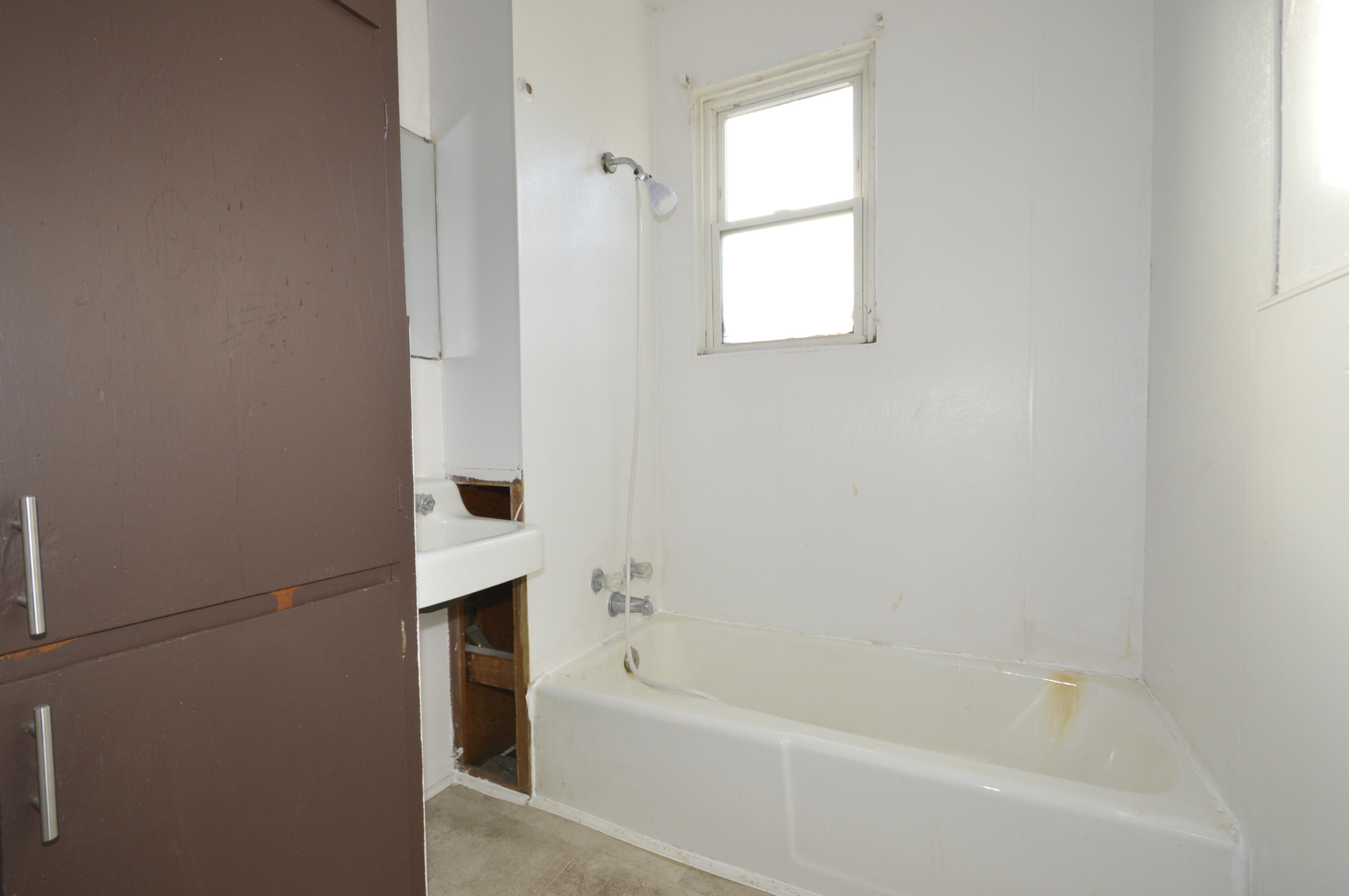 117 East Cecil Street Springfield, OH 45504 - Photo 17 of 27
