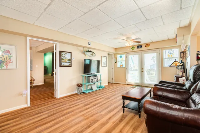 $399,999 | 131 Point Lafitte Court, Surfside Beach, TX 77541