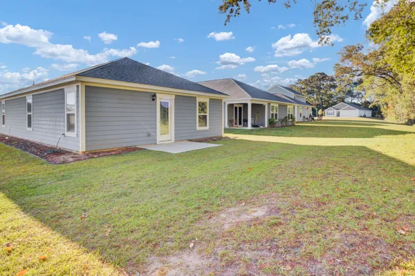 $1,975 | 132 Congaree Court, Santee, SC 29142