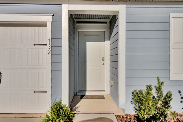 $1,975 | 132 Congaree Court, Santee, SC 29142