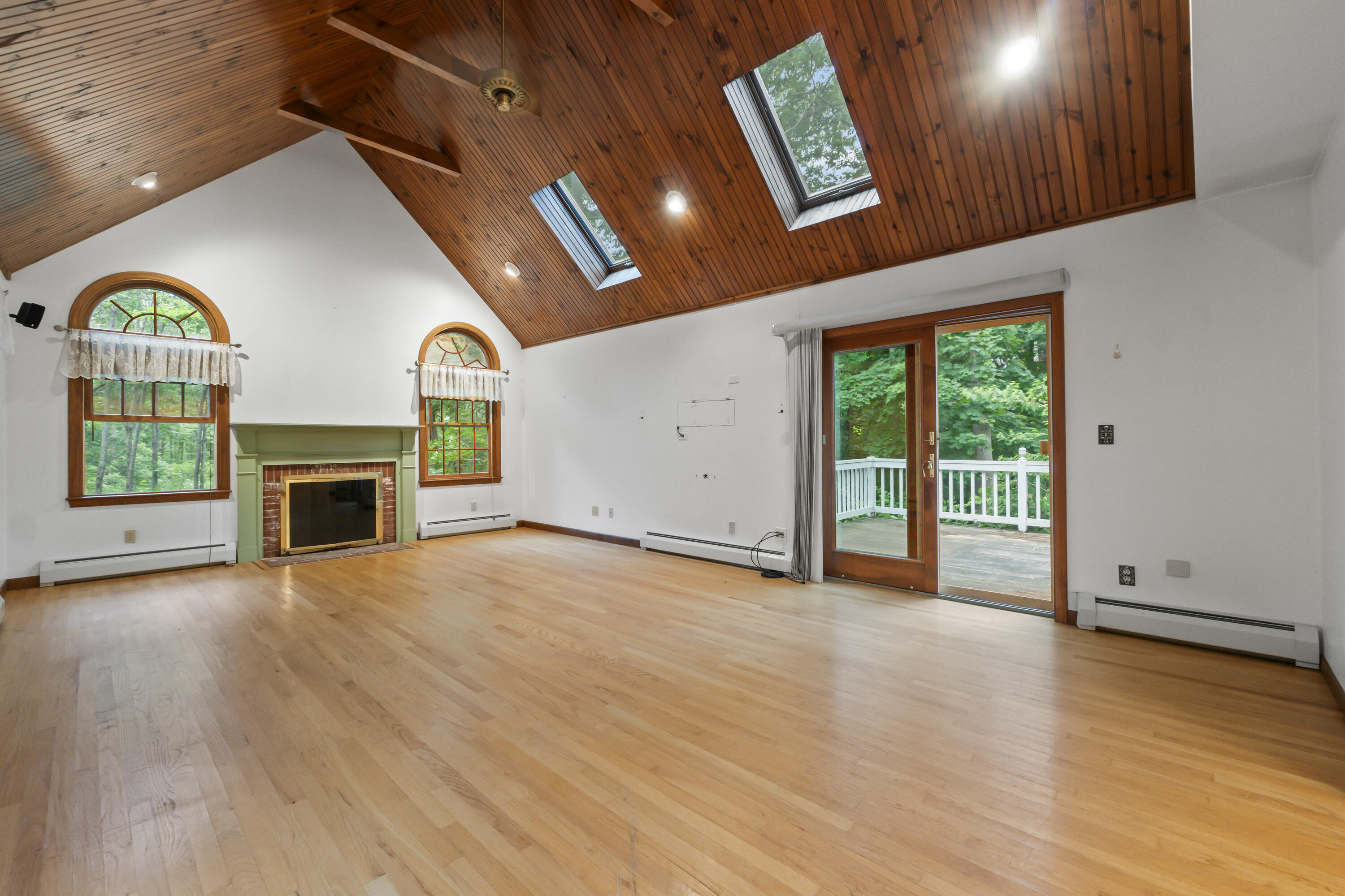 31 Pine Hill Road South Cape Neddick, ME 03902 - Photo 24 of 45 Living Room Angle