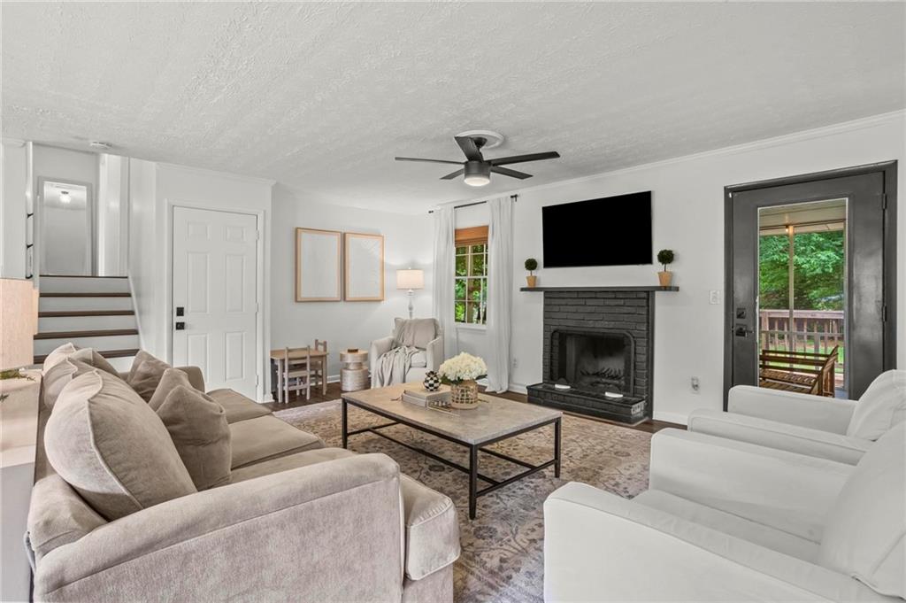 2370 Holly Springs Road Marietta, GA 30062 - Photo 13 of 30