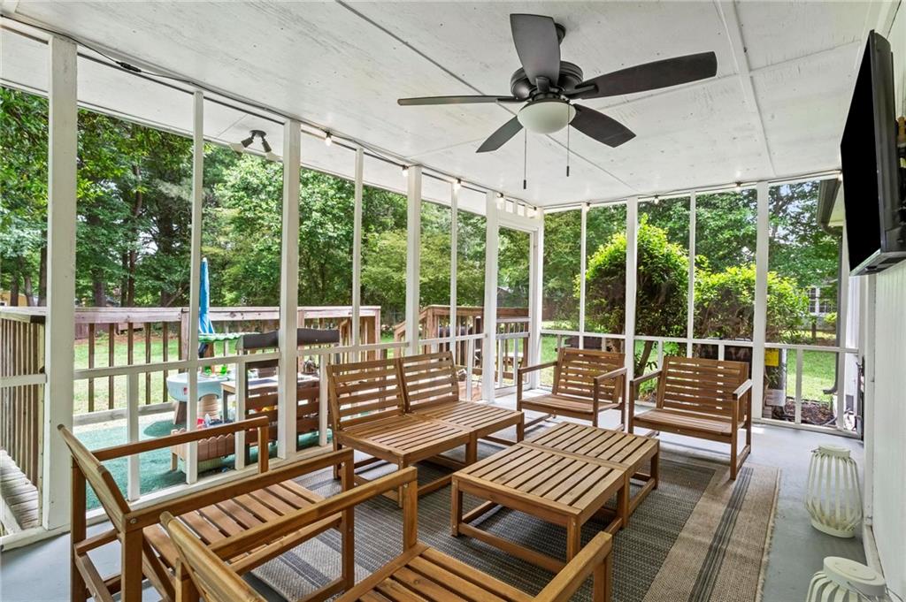 2370 Holly Springs Road Marietta, GA 30062 - Photo 25 of 30