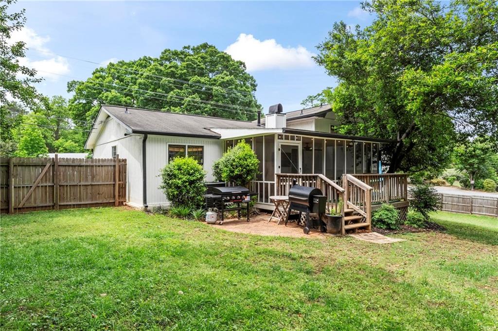 2370 Holly Springs Road Marietta, GA 30062 - Photo 28 of 30