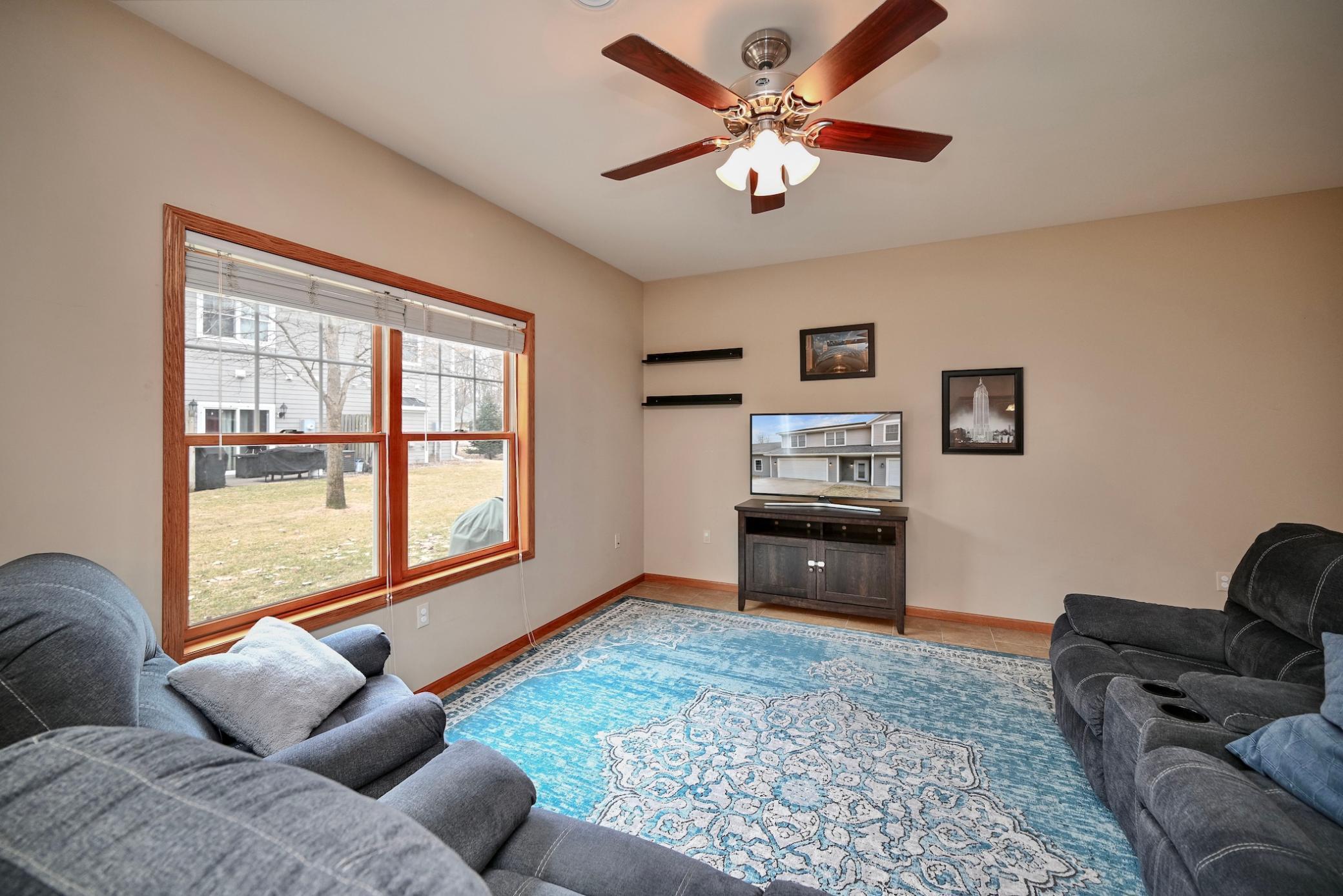 3525 West 7th Street, Unit B Winona, MN 55987 - Photo 5 of 31