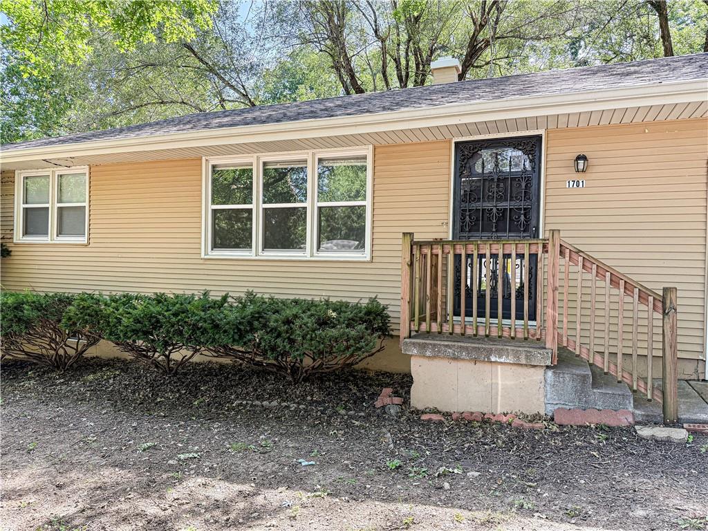 1701 North Kiger Road Independence, MO 64050 - Photo 1 of 19