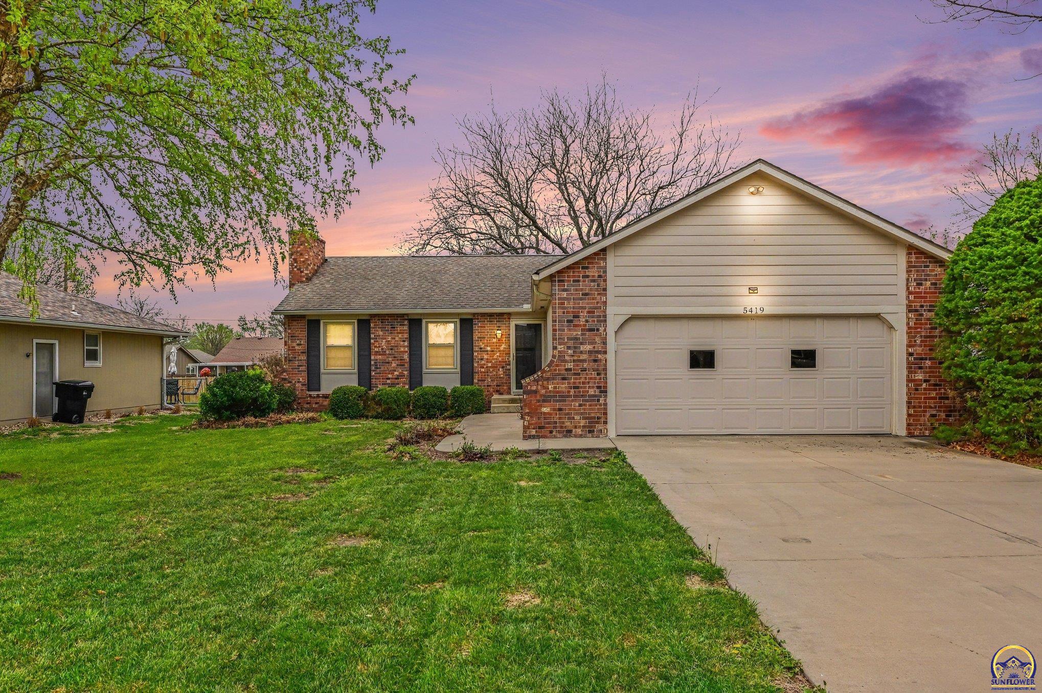 5419 Southwest 11th Street Topeka, KS 66604 - Photo 26 of 28