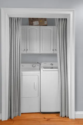 $2,600 | 516 Acklen Park Drive, Nashville, TN 37205