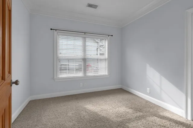 $2,600 | 516 Acklen Park Drive, Nashville, TN 37205