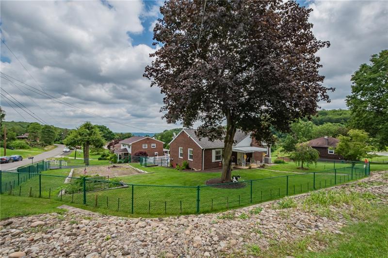 1508 Bakerstown Road Tarentum, PA 15084 - Photo 2 of 25