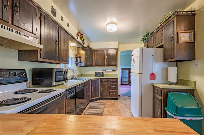 1508 Bakerstown Road Tarentum, PA 15084 - Photo 12 of 25