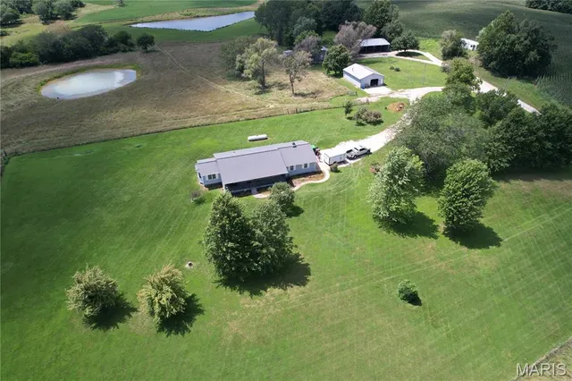 $1,200,000 | 46613 Winter Road, Browning, MO 64630