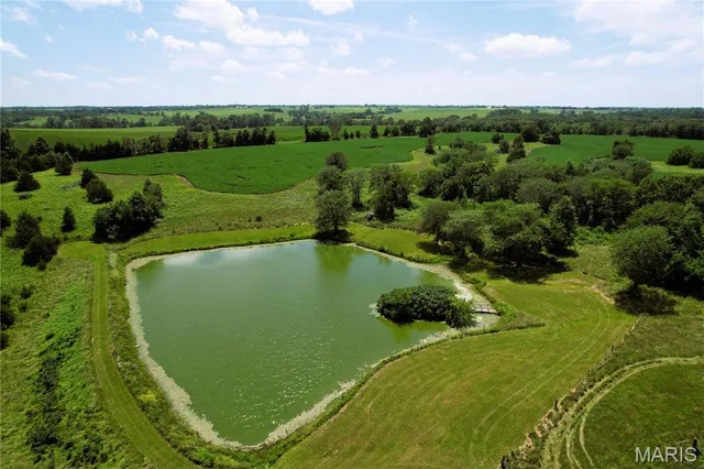 $1,200,000 | 46613 Winter Road, Browning, MO 64630