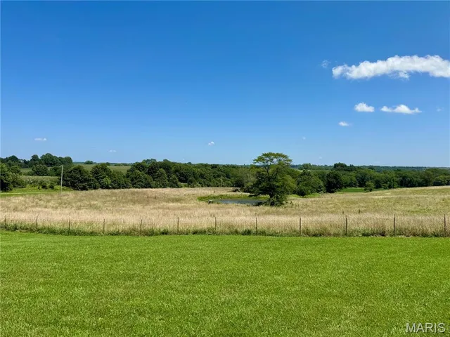 $1,200,000 | 46613 Winter Road, Browning, MO 64630