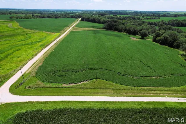 $1,200,000 | 46613 Winter Road, Browning, MO 64630