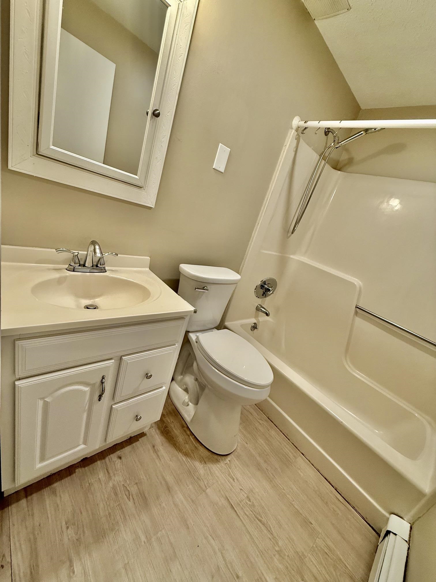 945 Mammoth Road, Unit 1S Manchester, NH 03104 - Photo 13 of 20