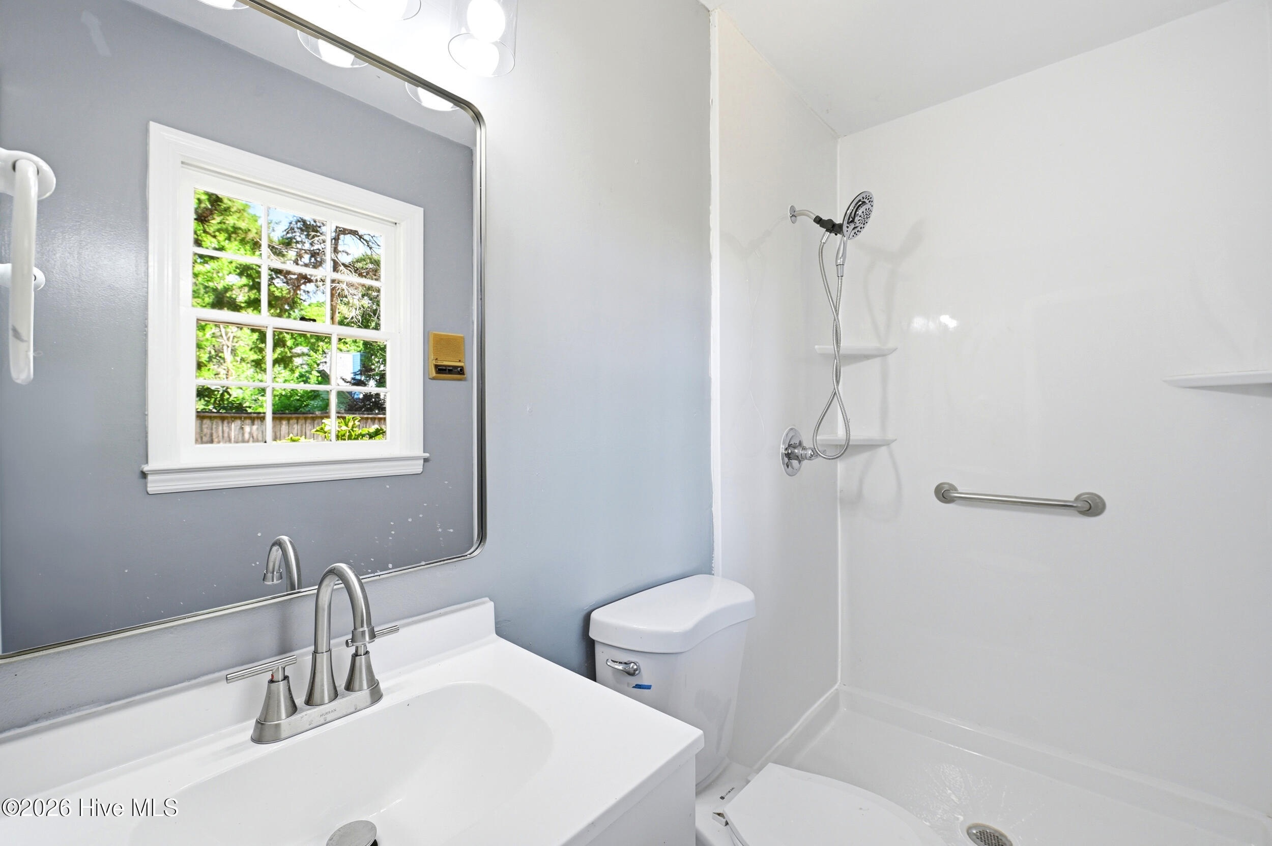 6803 Myrtle Grove Road Wilmington, NC 28409 - Photo 22 of 43 23_6803_myrtle_grove_rd_023