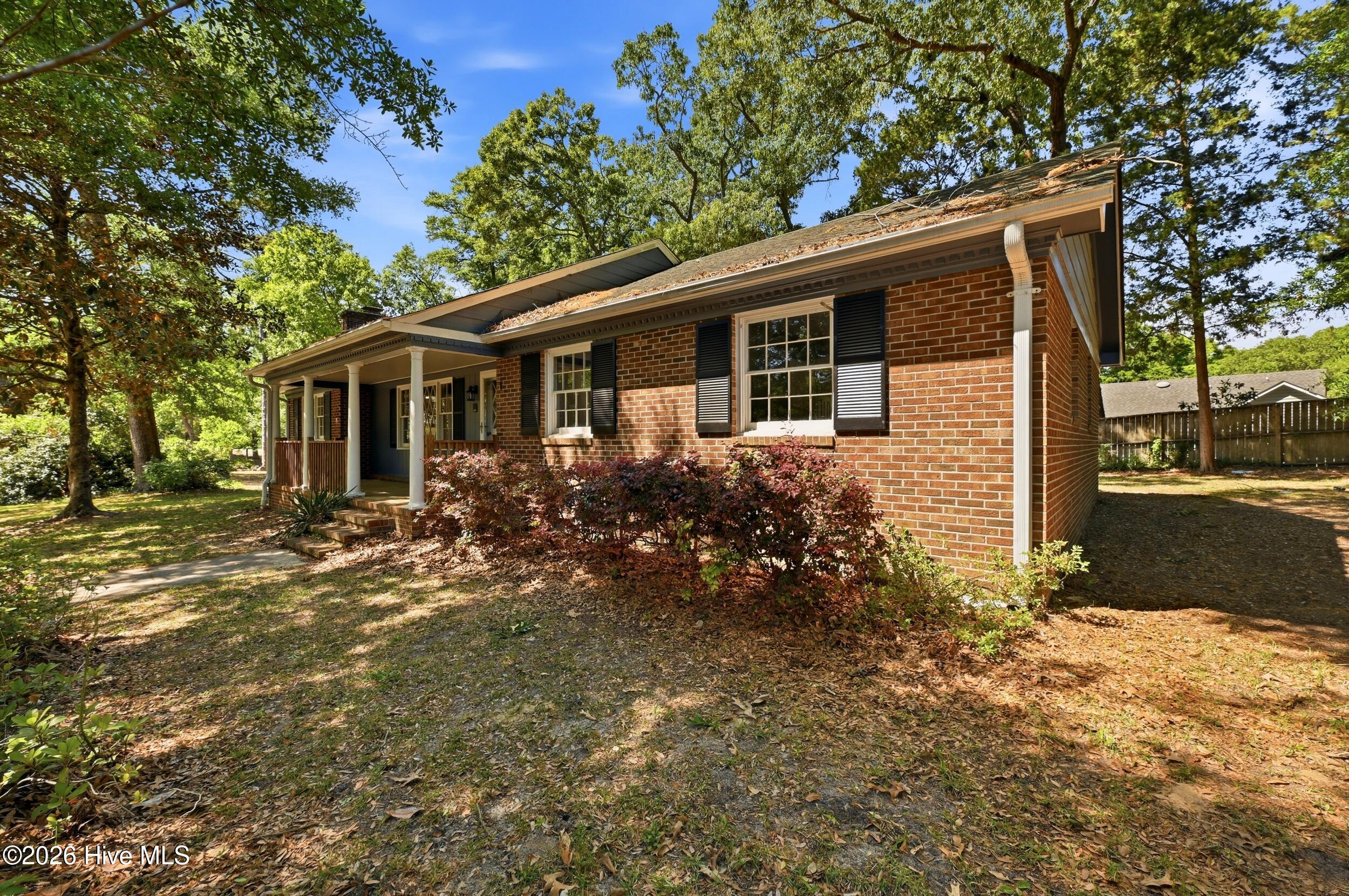 6803 Myrtle Grove Road Wilmington, NC 28409 - Photo 4 of 43 3_6803_myrtle_grove_rd_003