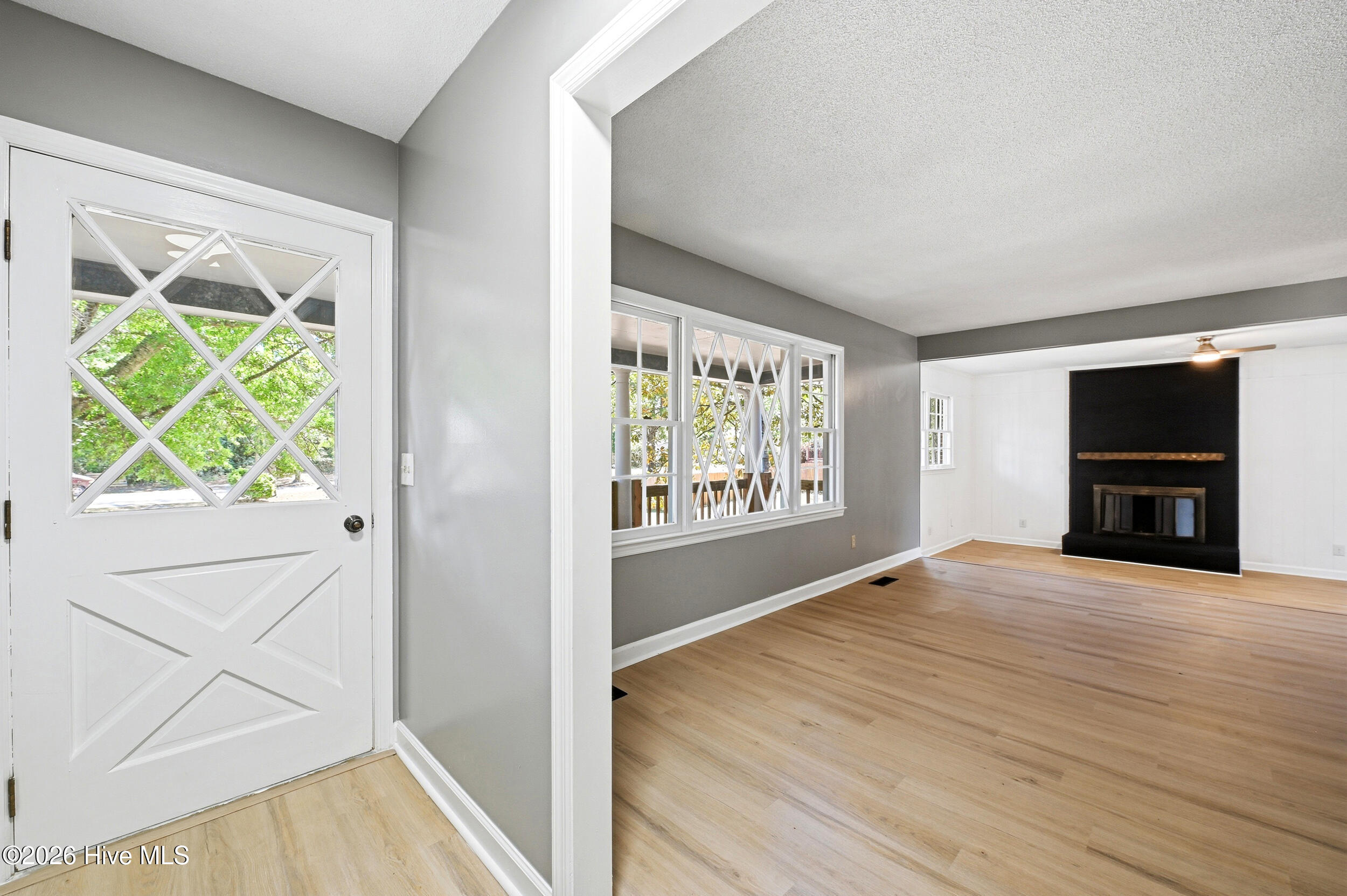 6803 Myrtle Grove Road Wilmington, NC 28409 - Photo 7 of 43 6_6803_myrtle_grove_rd_006