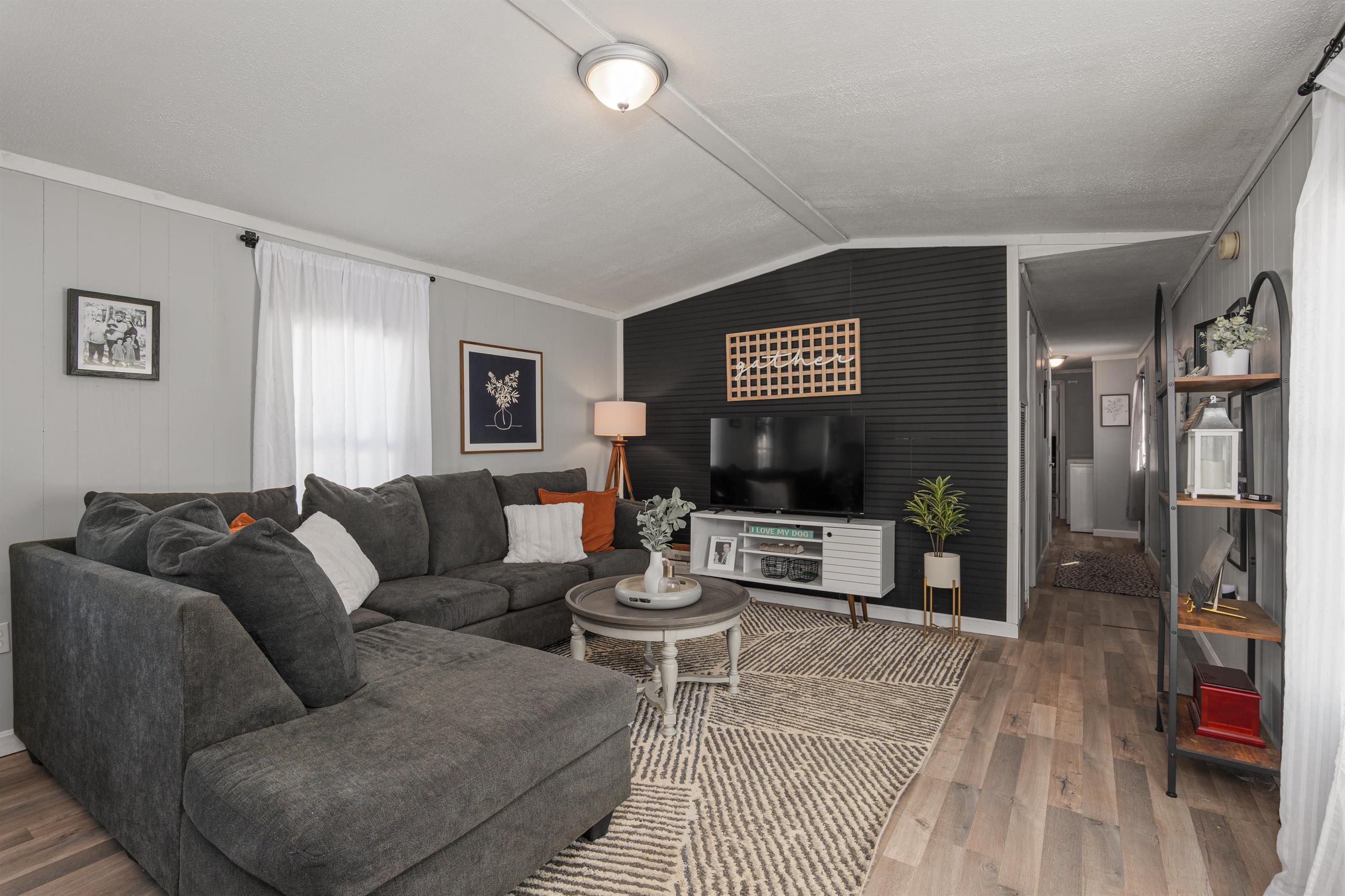 7 Lynn Lane Rochester, NH 03867 - Photo 4 of 21