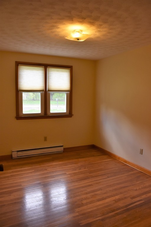 85 Dudley Road Oxford, MA 01540 - Photo 10 of 18 Gallery Image 10
