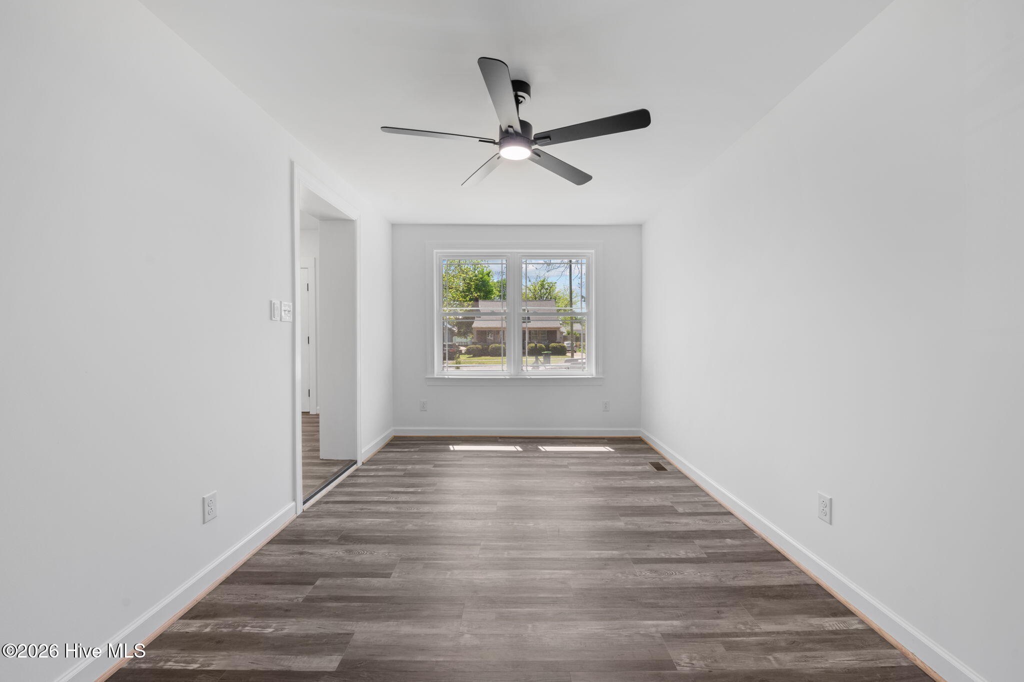 1514 Rhem Avenue New Bern, NC 28560 - Photo 18 of 41 33-web-or-mls-DSC_0114