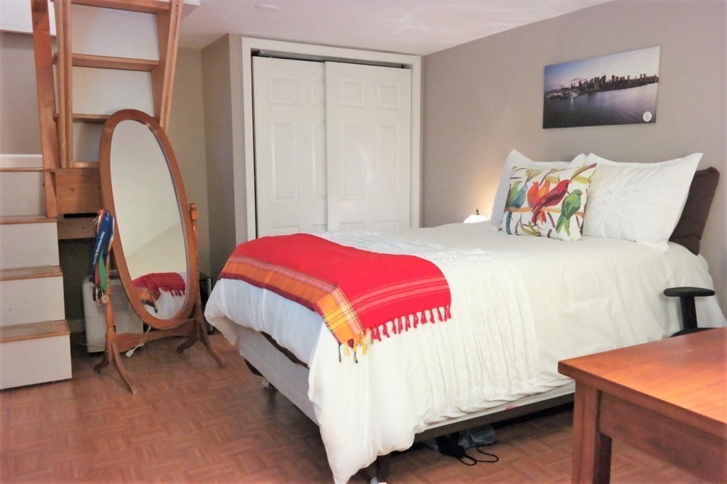 77 School Street, Unit 1 Boston, MA 02129 - Photo 8 of 10