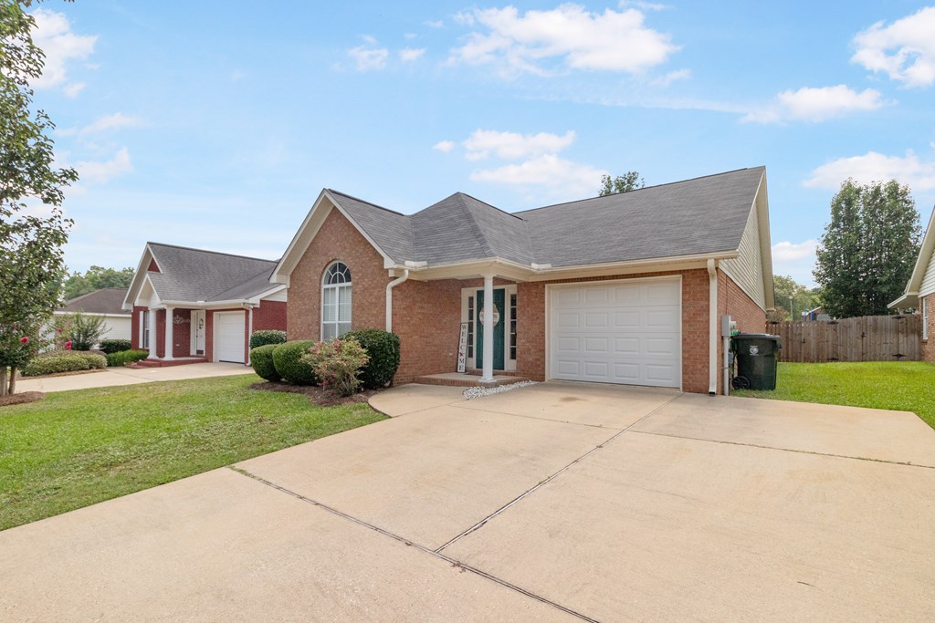 216 Spyglass Road Dothan, AL 36305 - Photo 3 of 24