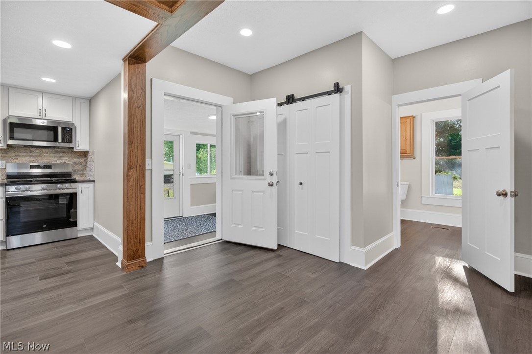 9865 Tallmadge Road Diamond, OH 44412 - Photo 17 of 39