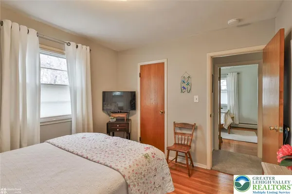 $375,000 | 1961 Ravenwood Drive, Bethlehem, PA 18018