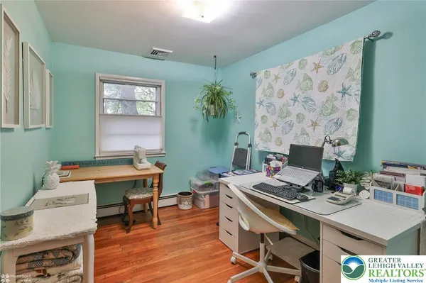 $375,000 | 1961 Ravenwood Drive, Bethlehem, PA 18018